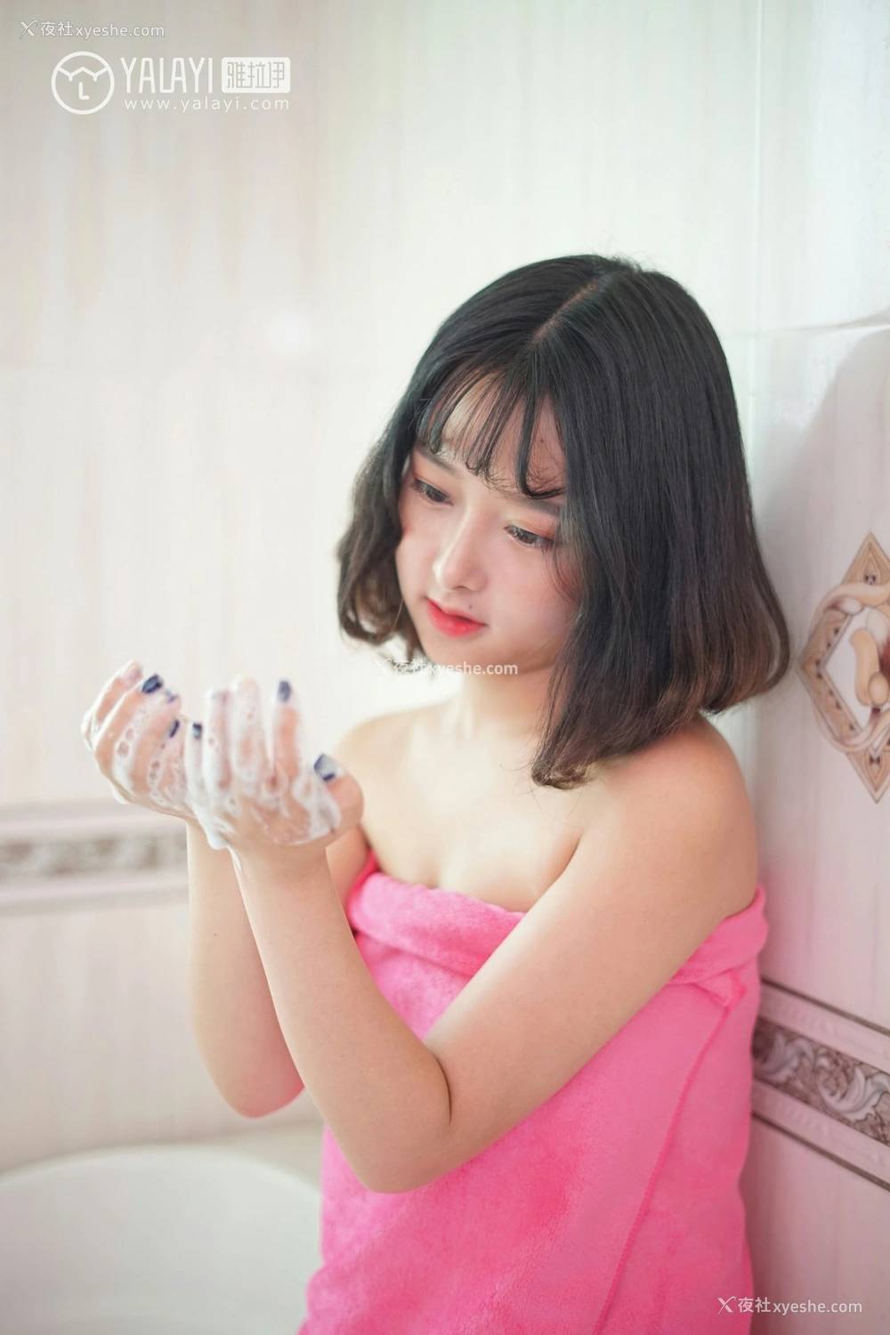 1P - [YALAYI雅拉伊] No.025 醉在红酒杯里 王小淼