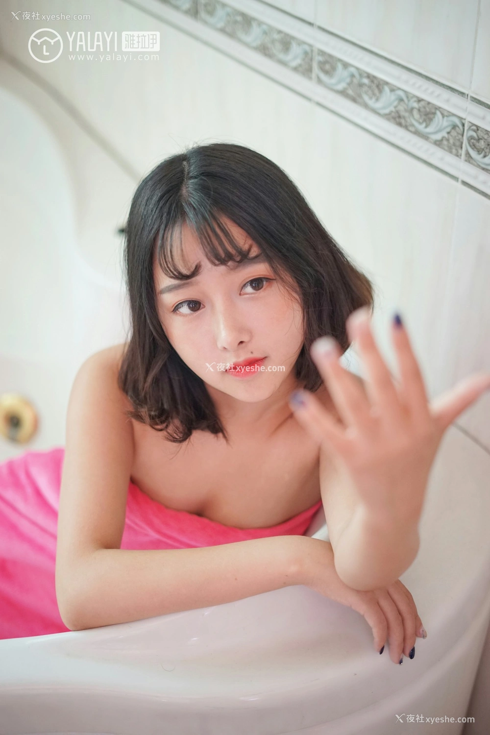 1P - [YALAYI雅拉伊] No.025 醉在红酒杯里 王小淼