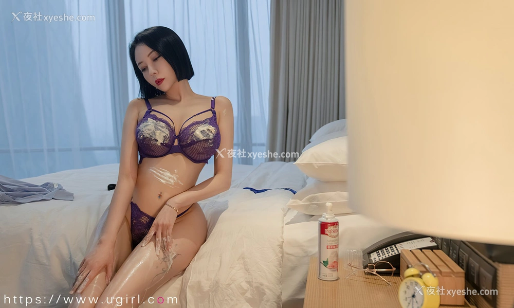 1P - [Ugirls尤果网]爱尤物专辑 No.2473 果儿Victoria 双重触感