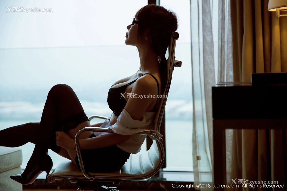 1P - [XIUREN秀人网] No.1037 楚恬Olivia