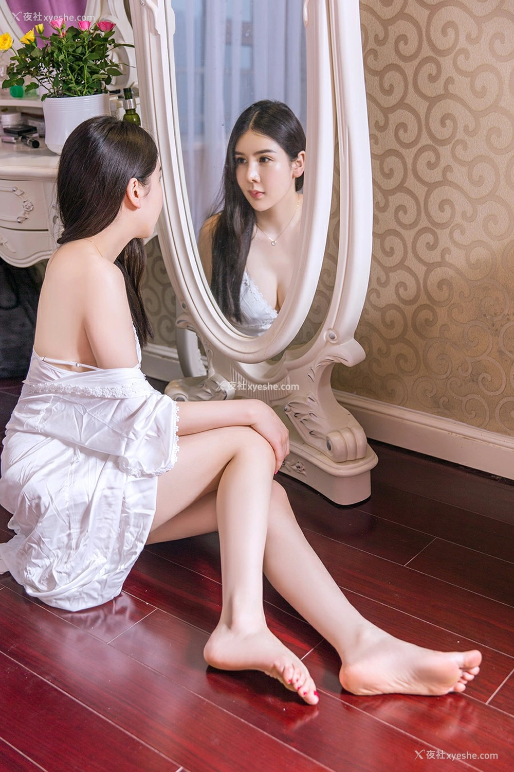 1P - [TouTiao头条女神] 李丽莎 爱的箴言