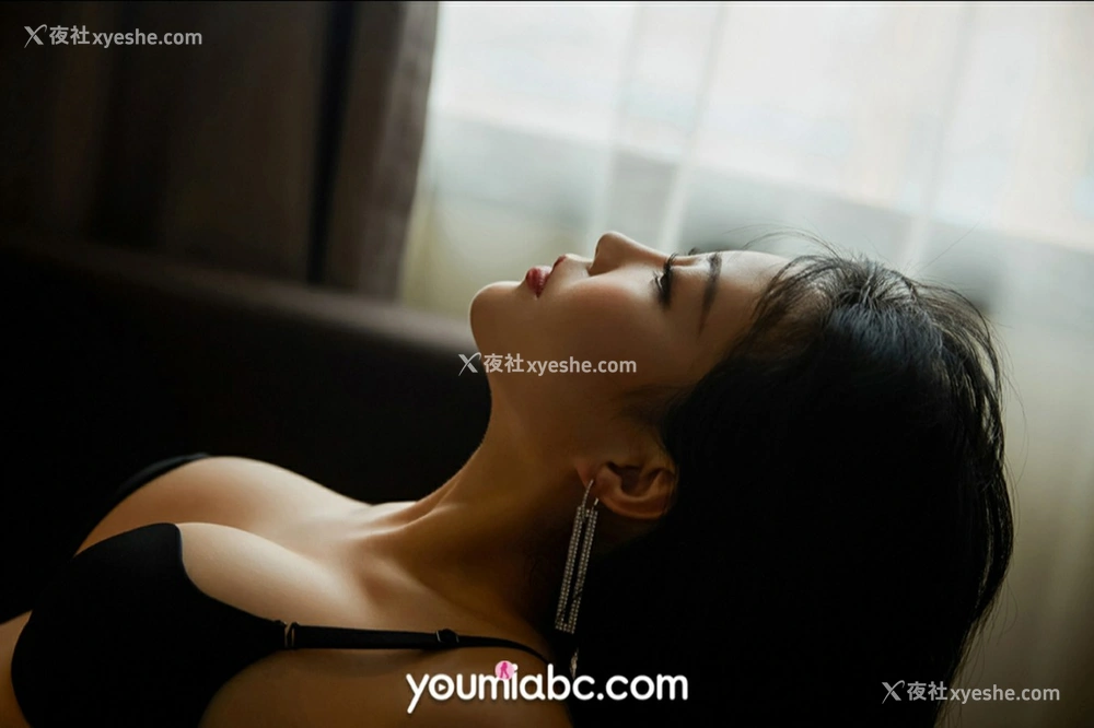 1P - [YouMi尤蜜] 小影 婀娜多姿