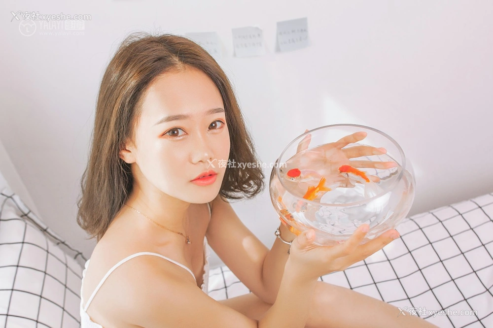 1P - [YALAYI雅拉伊] No.091 欲之与魚 李晗