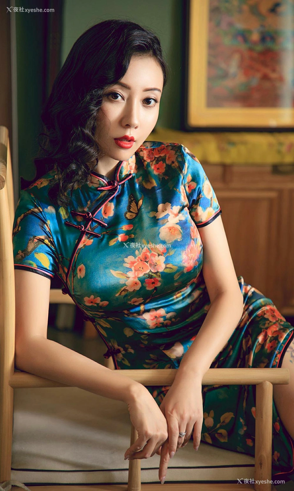 1P - [Ugirls尤果网]爱尤物 No.1603 果儿Victoria 很久以前我爱你