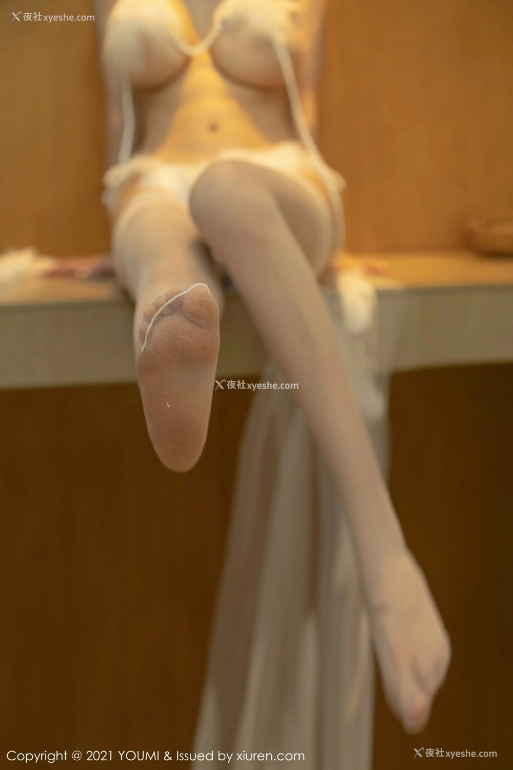 1P - [YOUMI尤蜜荟] VOL.691 朱可儿Flower