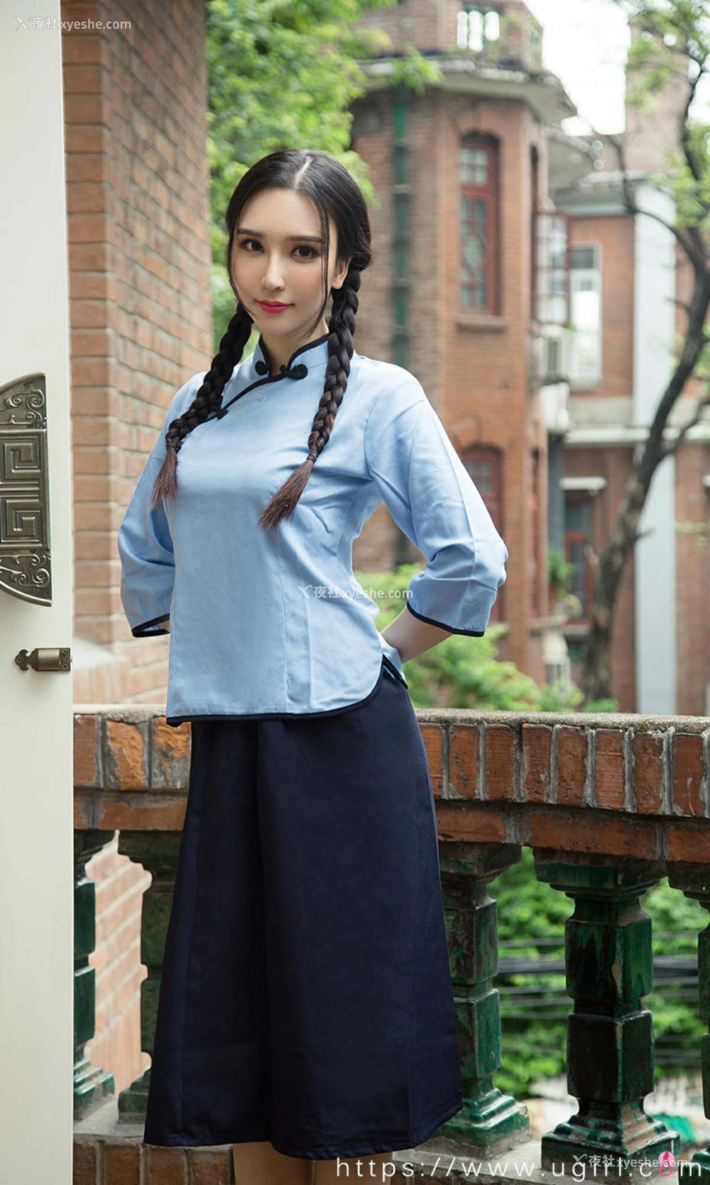 1P - [Ugirls尤果网]爱尤物专辑 No.2327 小北鼻 跨时空恋爱