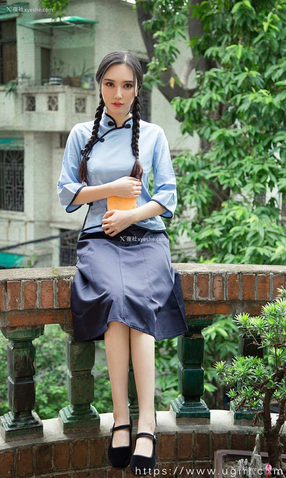 1P - [Ugirls尤果网]爱尤物专辑 No.2327 小北鼻 跨时空恋爱