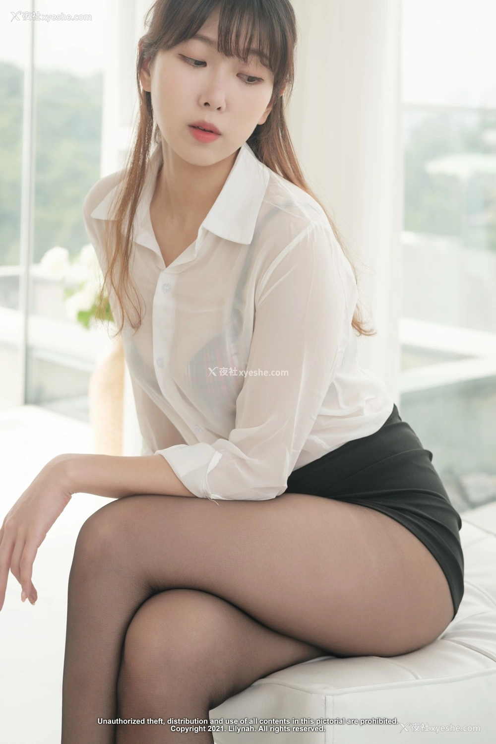 1P - Lilynah – Shaany Vol.03 – Looked In Office