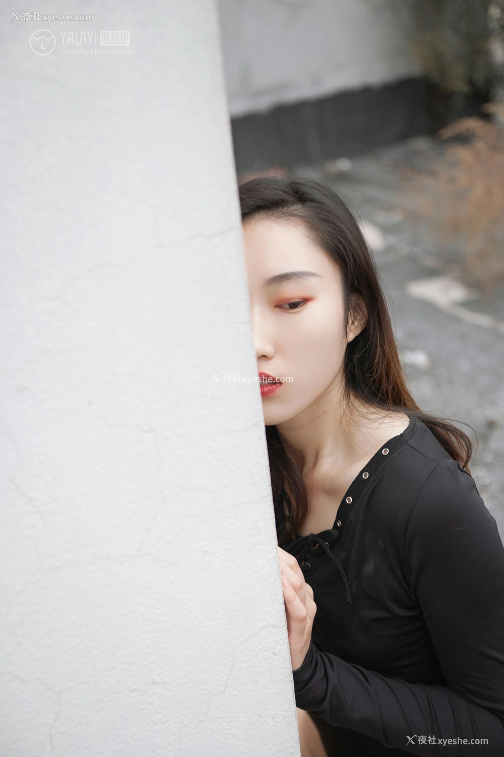 1P - [YALAYI雅拉伊] Y122 熏儿《黑色禁地》