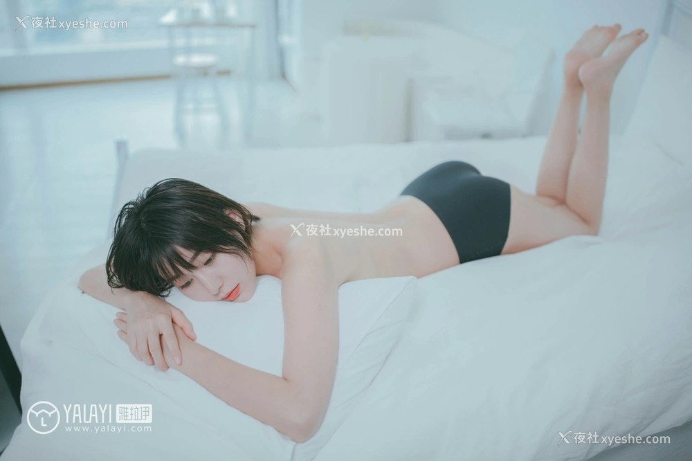 1P - [YALAYI雅拉伊] No.077 美丽如你 静静