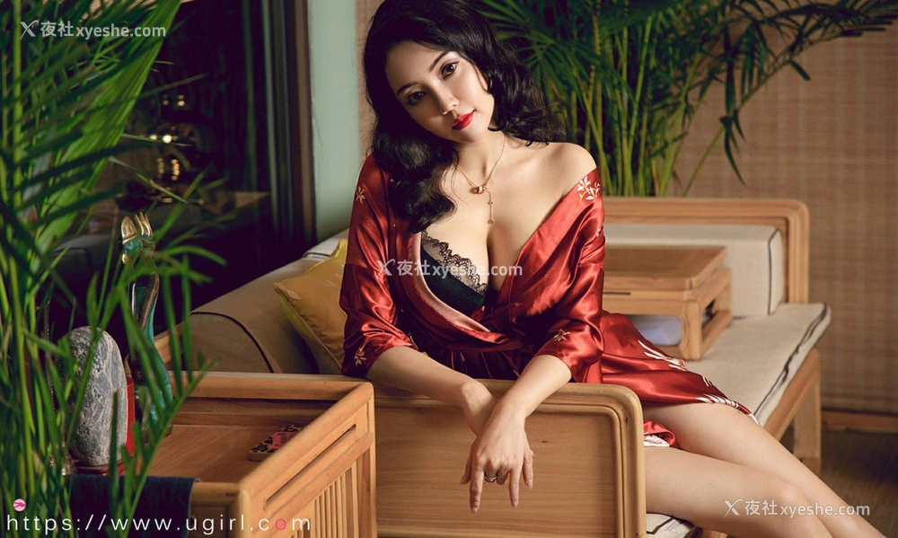 1P - [Ugirls尤果网]爱尤物专辑 No.2289 果儿Victoria 樱落甜情