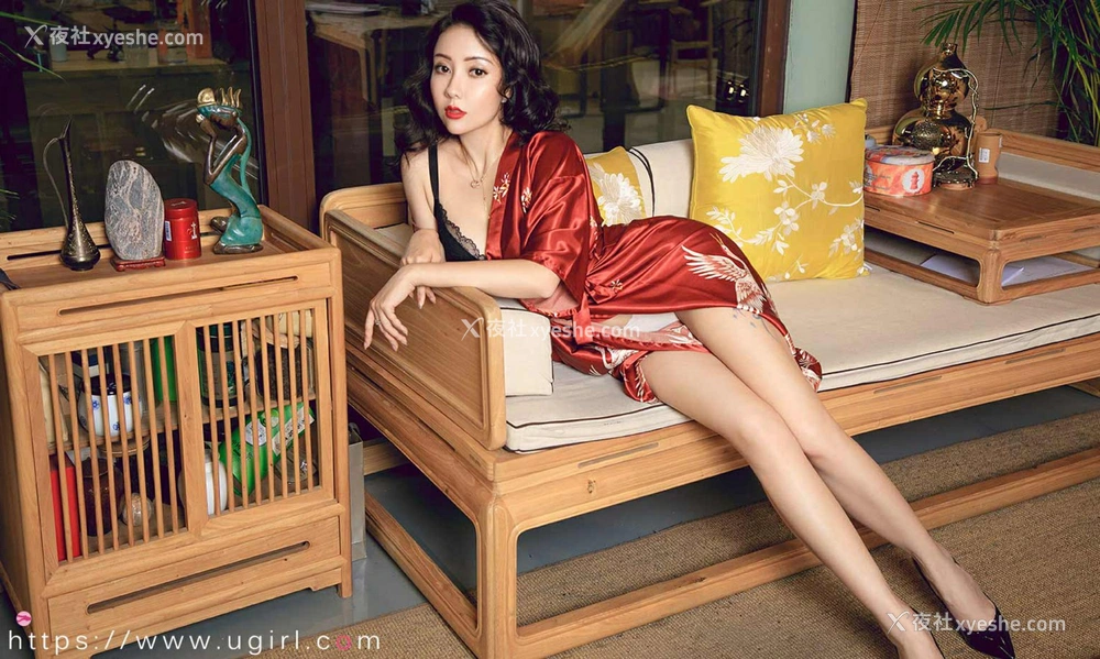 1P - [Ugirls尤果网]爱尤物专辑 No.2289 果儿Victoria 樱落甜情