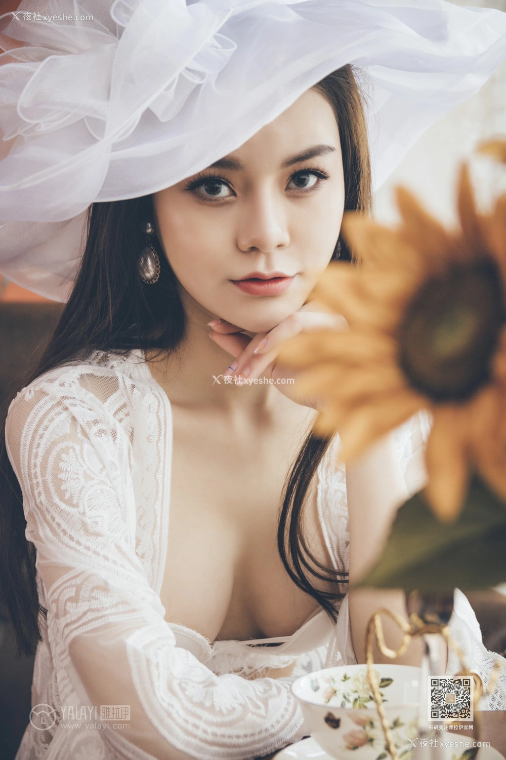 1P - [YALAYI雅拉伊] Y595 唐芯 第一次拍写真