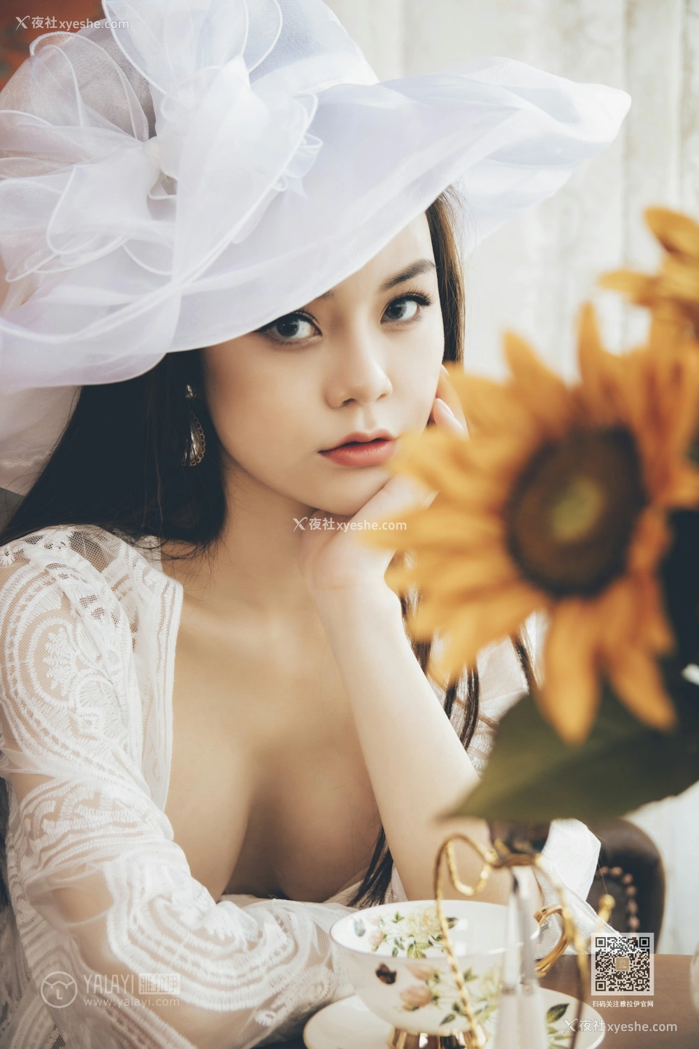 1P - [YALAYI雅拉伊] Y595 唐芯 第一次拍写真