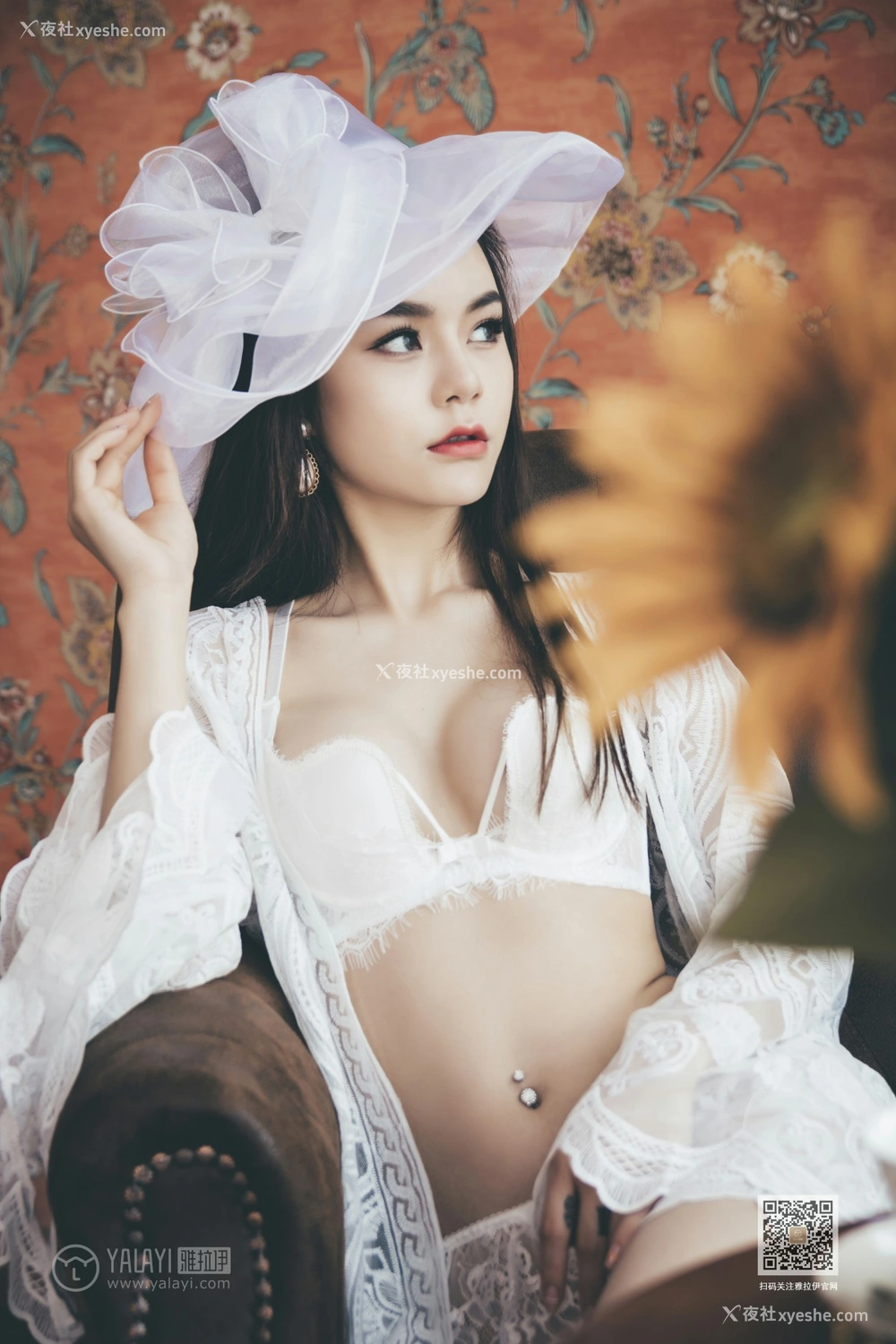 1P - [YALAYI雅拉伊] Y595 唐芯 第一次拍写真
