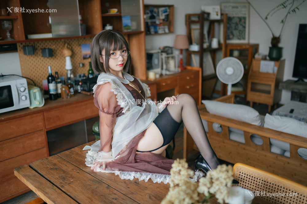 1P - 花铃 – 透明女仆