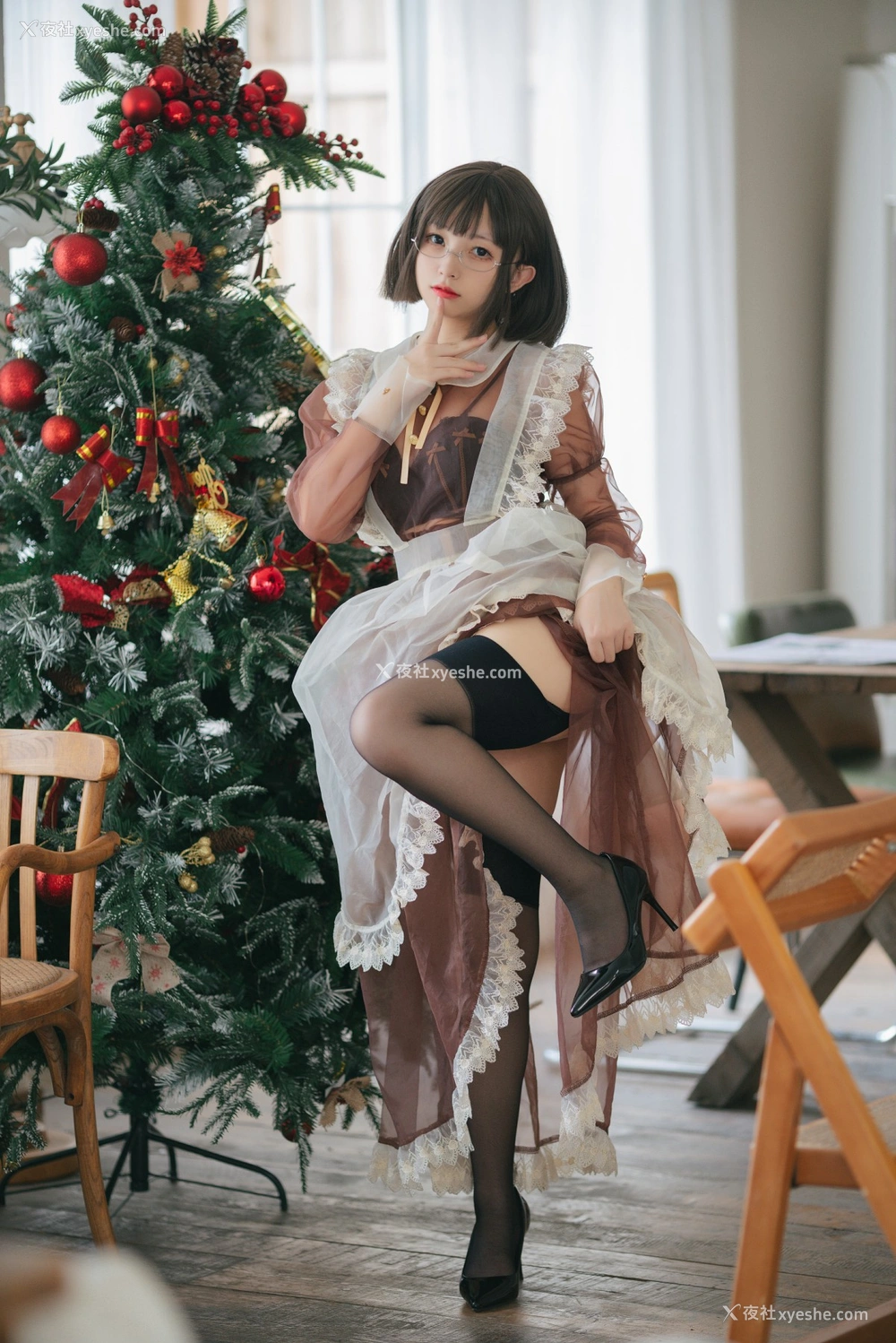 1P - 花铃 – 透明女仆