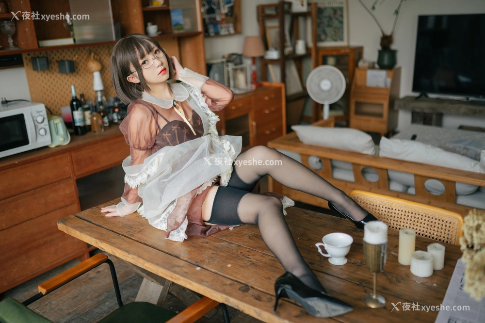 1P - 花铃 – 透明女仆