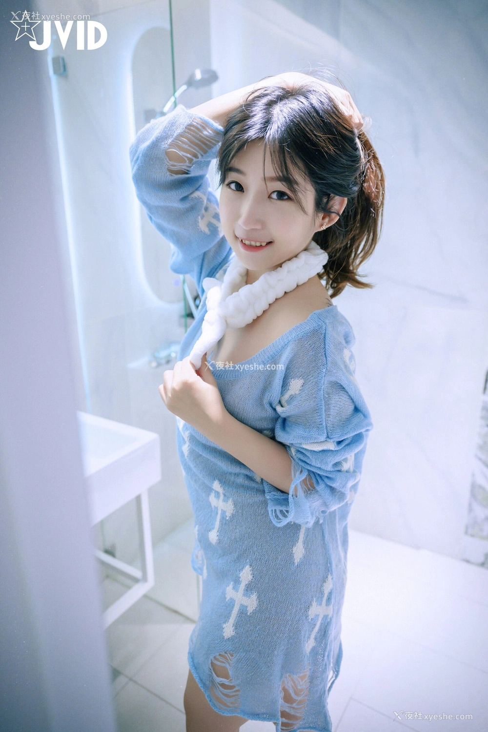 1P - 肉包《JVID 首次极品映入眼帘！》
