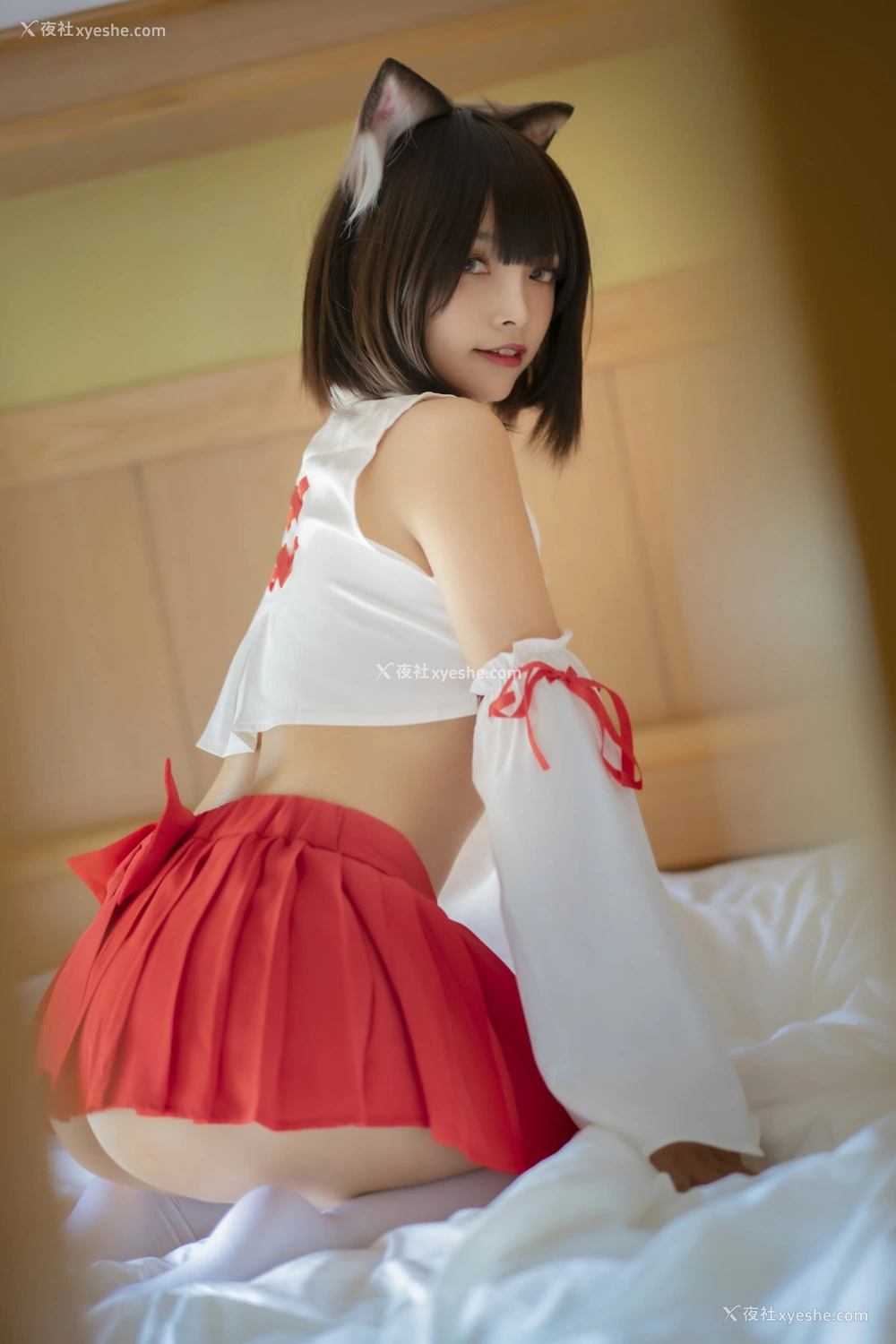 1P - Neko-薇薇 – 巫女