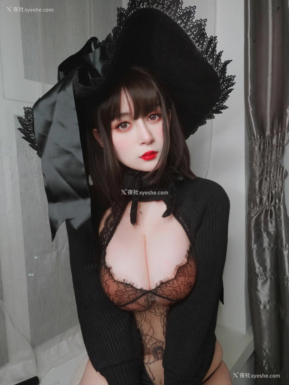 1P - Coser小姐姐白银 – 柴郡魔女