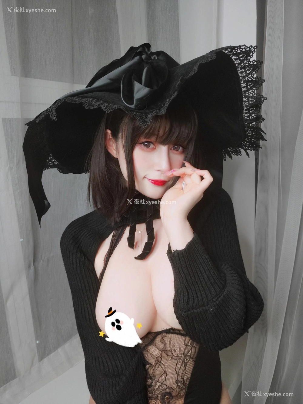 1P - Coser小姐姐白银 – 柴郡魔女