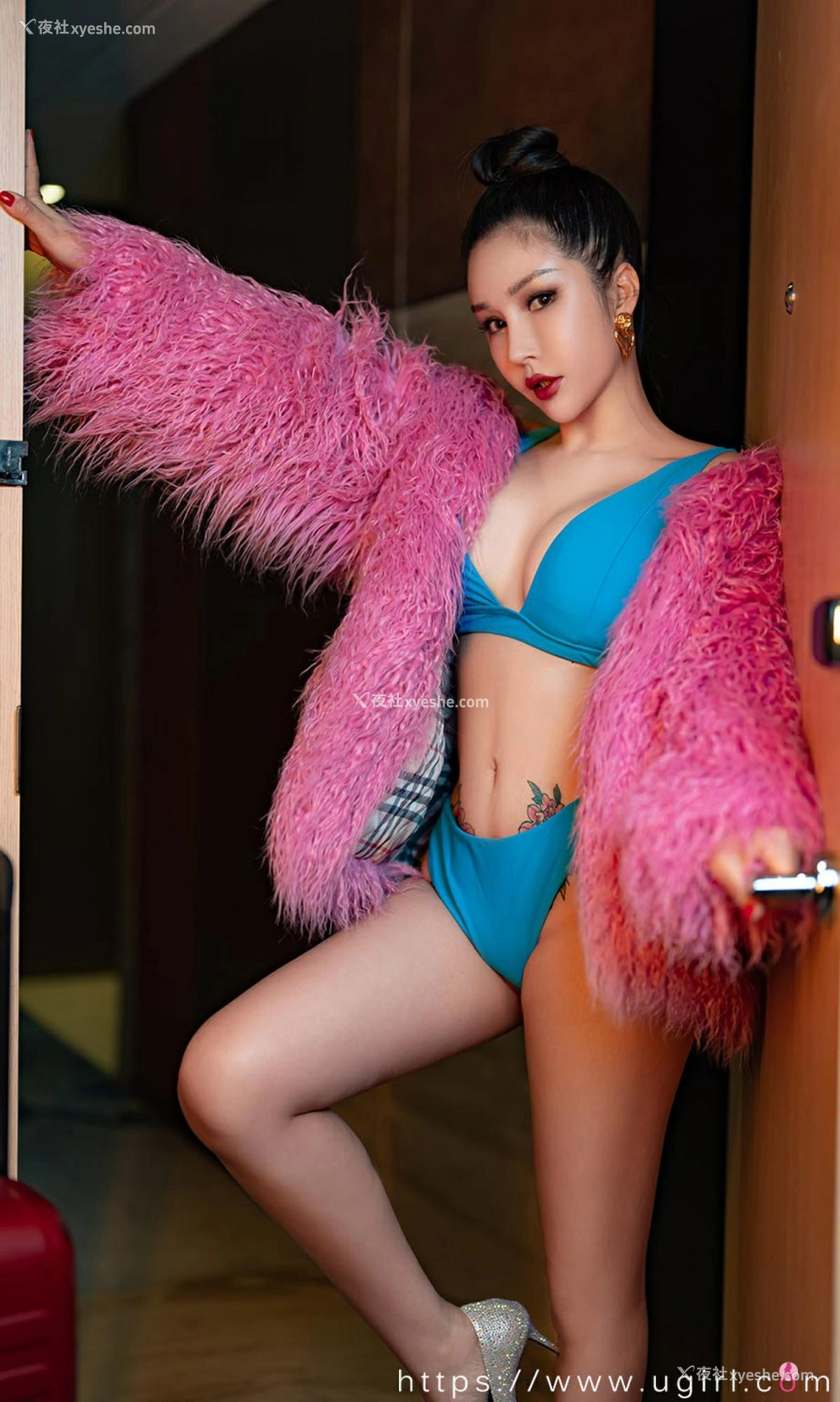 1P - [Ugirls尤果网]爱尤物专辑 No.2323 田冰冰 天生尤宠