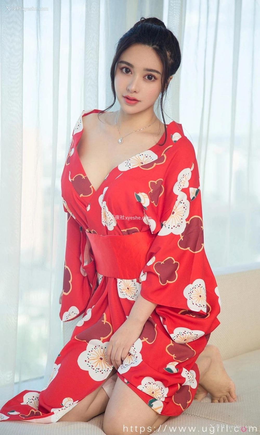 1P - [Ugirls尤果网]爱尤物专辑 No.2104 万花筒