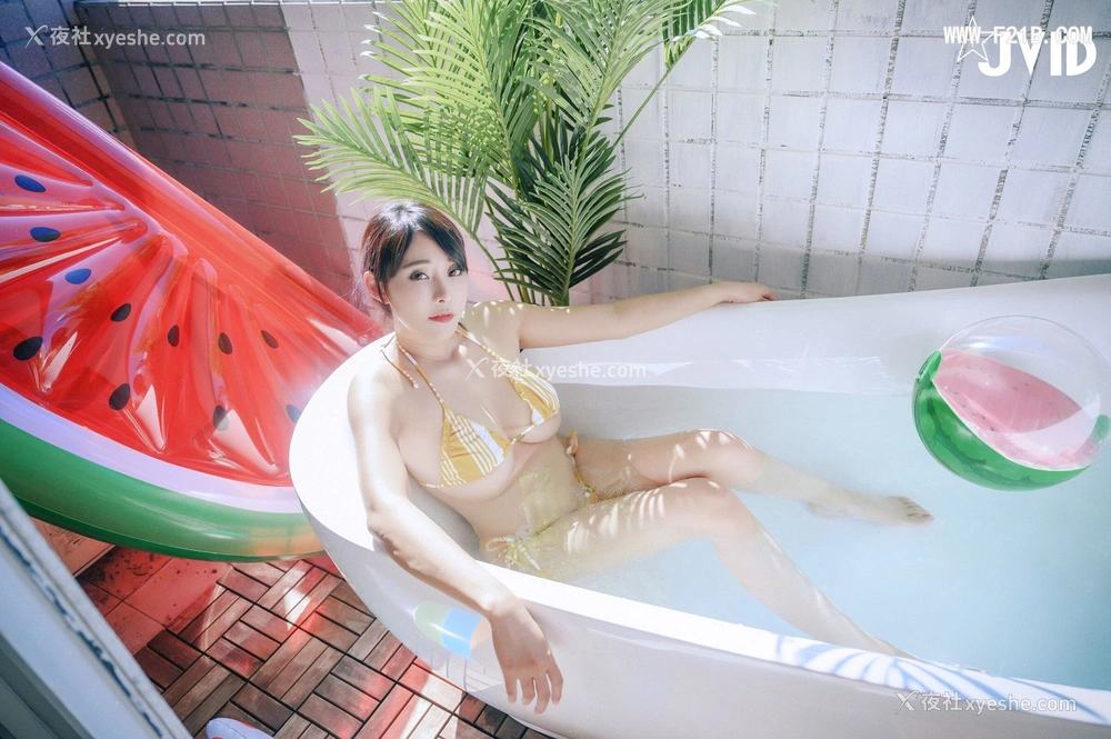 1P - 乐乐《今夏最强最美最写真》