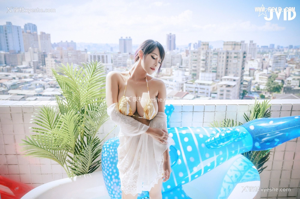 1P - 乐乐《今夏最强最美最写真》