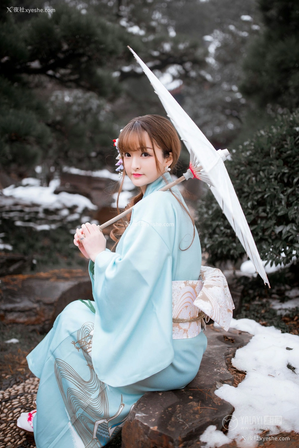 1P - [YALAYI雅拉伊] Y192 团团 赏雪