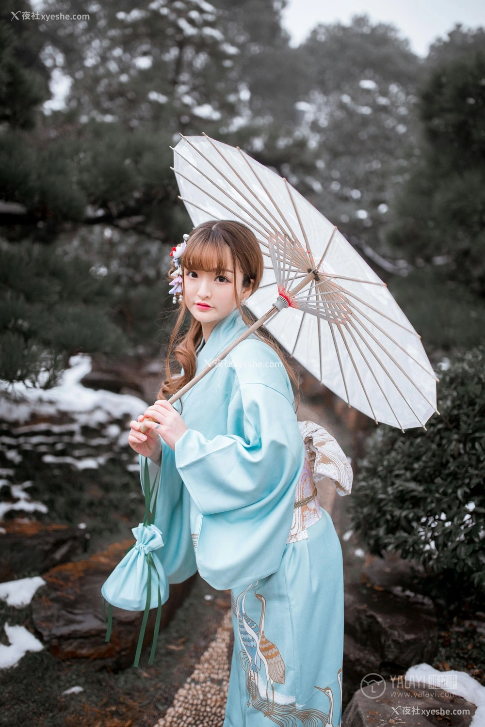 1P - [YALAYI雅拉伊] Y192 团团 赏雪
