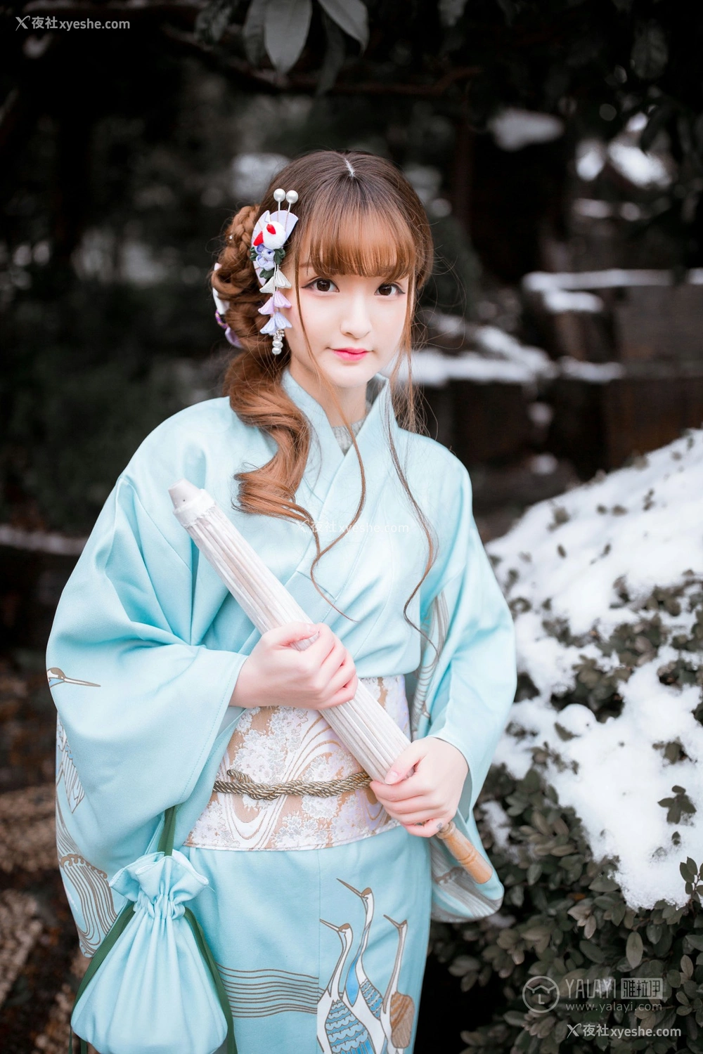 1P - [YALAYI雅拉伊] Y192 团团 赏雪