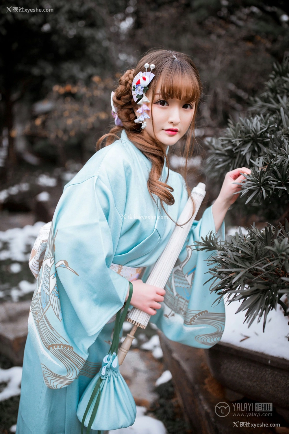 1P - [YALAYI雅拉伊] Y192 团团 赏雪