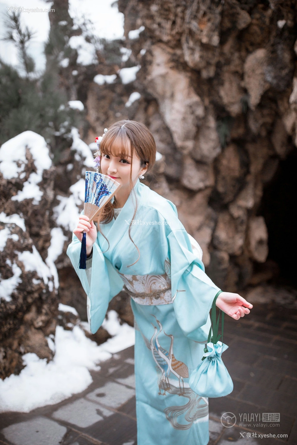 1P - [YALAYI雅拉伊] Y192 团团 赏雪