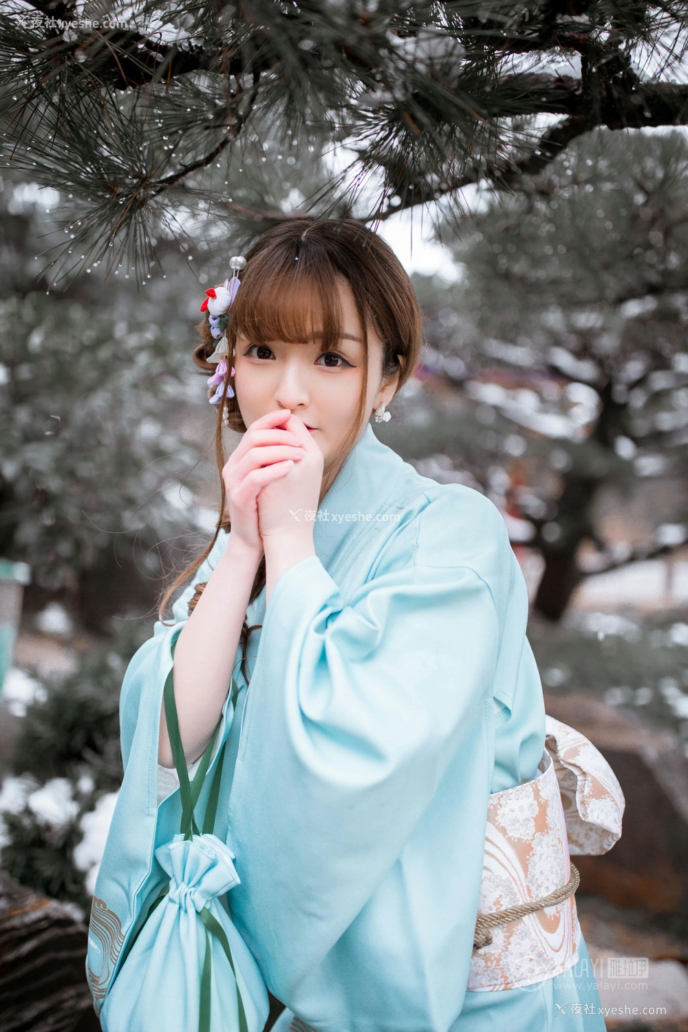 1P - [YALAYI雅拉伊] Y192 团团 赏雪