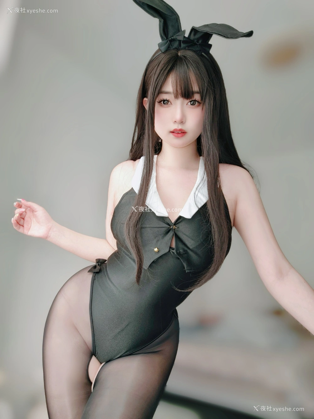 1P - 女主K – 黑丝兔女郎