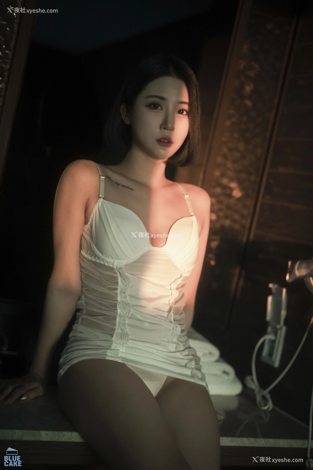 1P - [BLUECAKE] Bomi – Secret