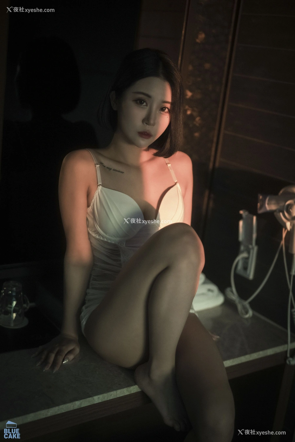 1P - [BLUECAKE] Bomi – Secret