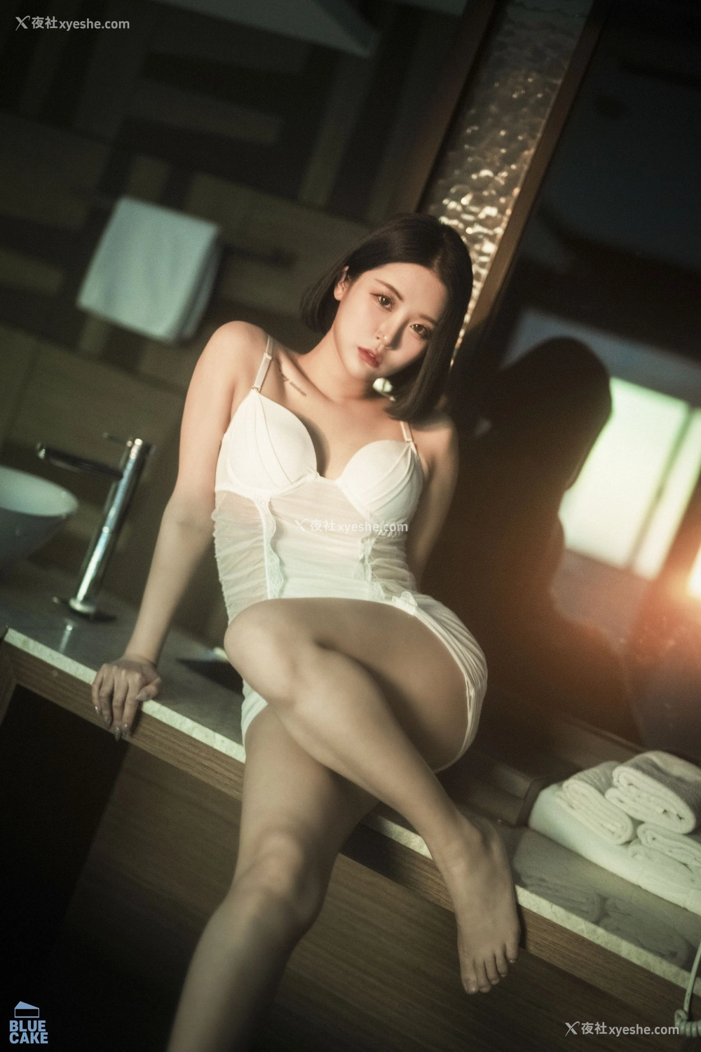 1P - [BLUECAKE] Bomi – Secret