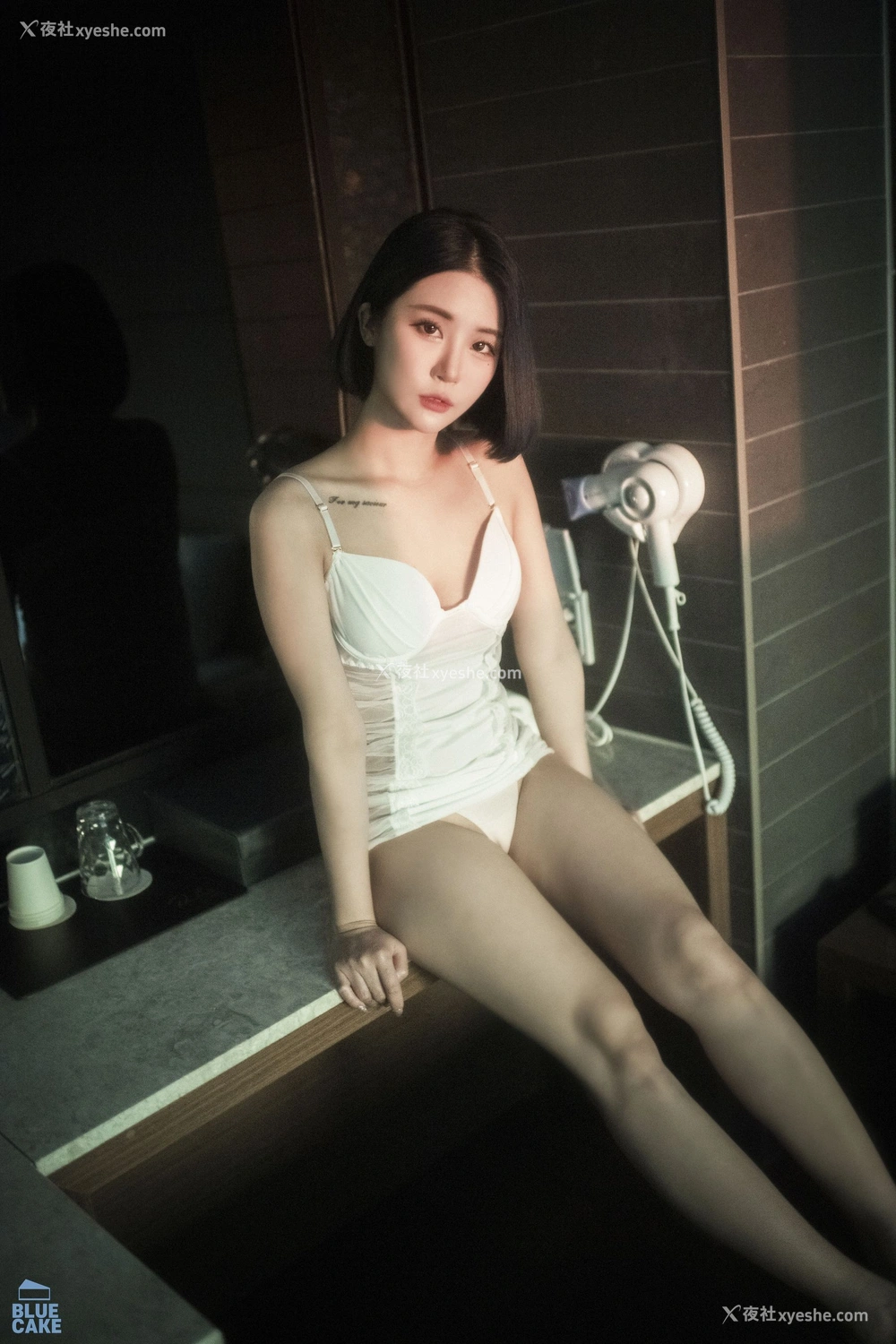 1P - [BLUECAKE] Bomi – Secret