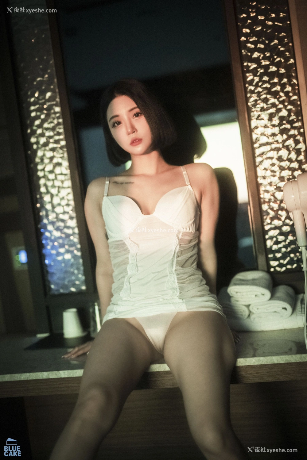 1P - [BLUECAKE] Bomi – Secret