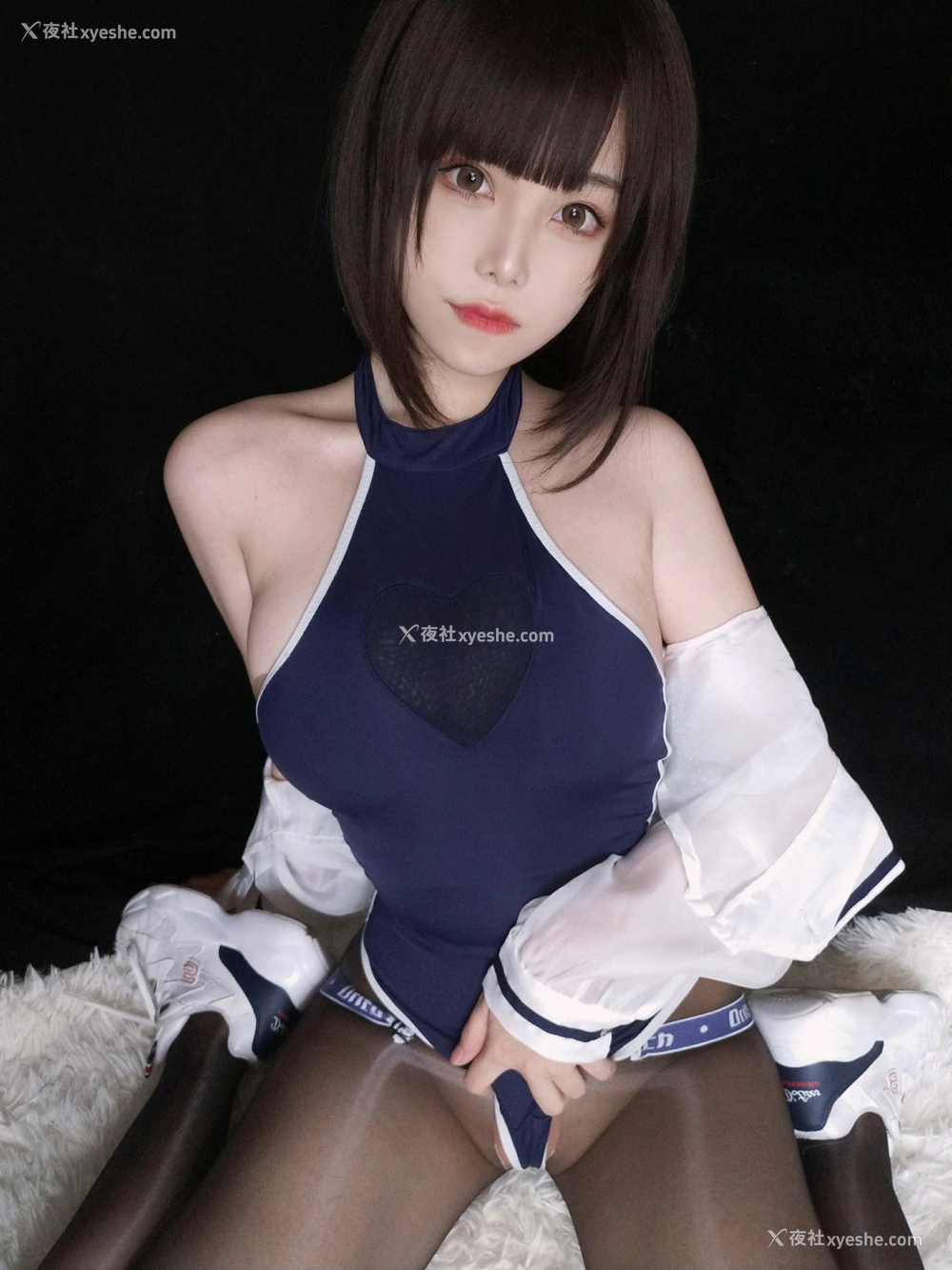 1P - 蜜汁猫裘 – 水着
