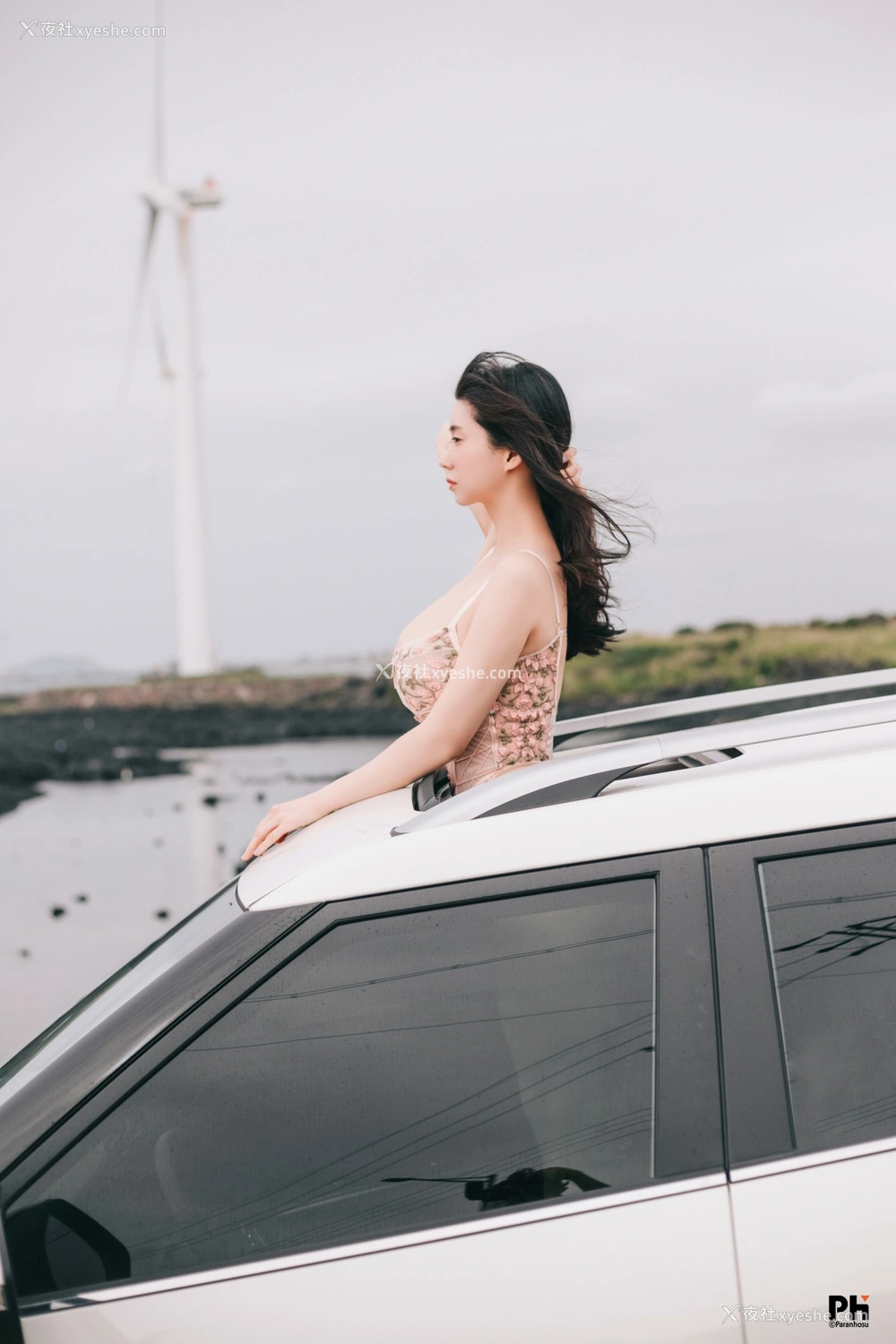 1P - Paranhosu – Sia – Photo Book Vol.8 – Sunshine