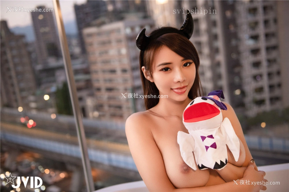 1P - 乐乐《万圣节妖艳な魅魔 》