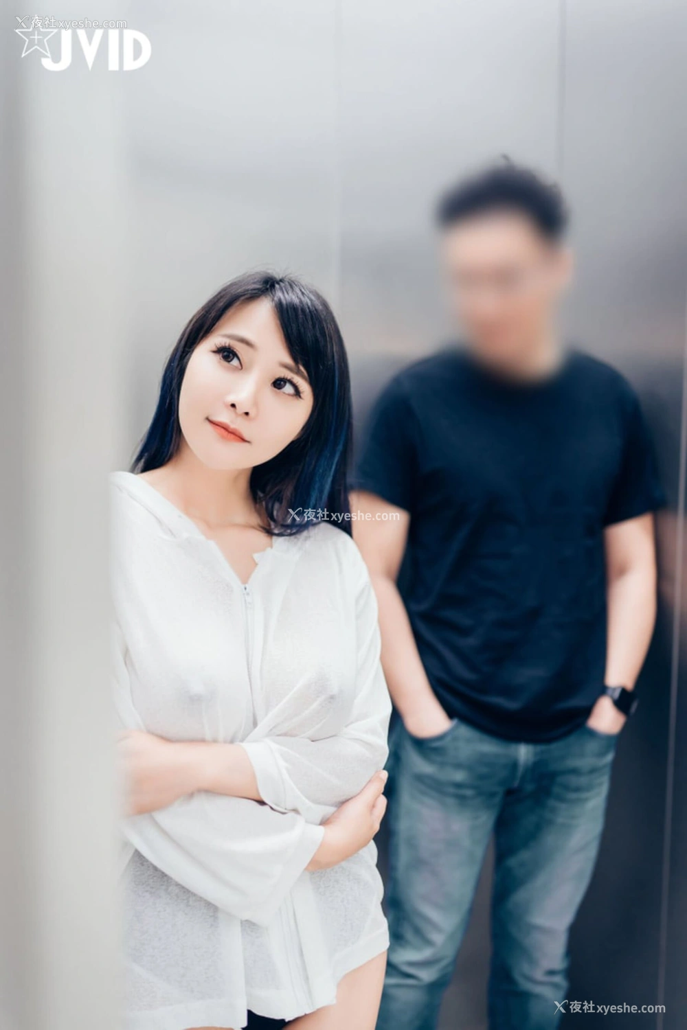 1P - 乐乐《电梯紧急停止 绝顶高潮》
