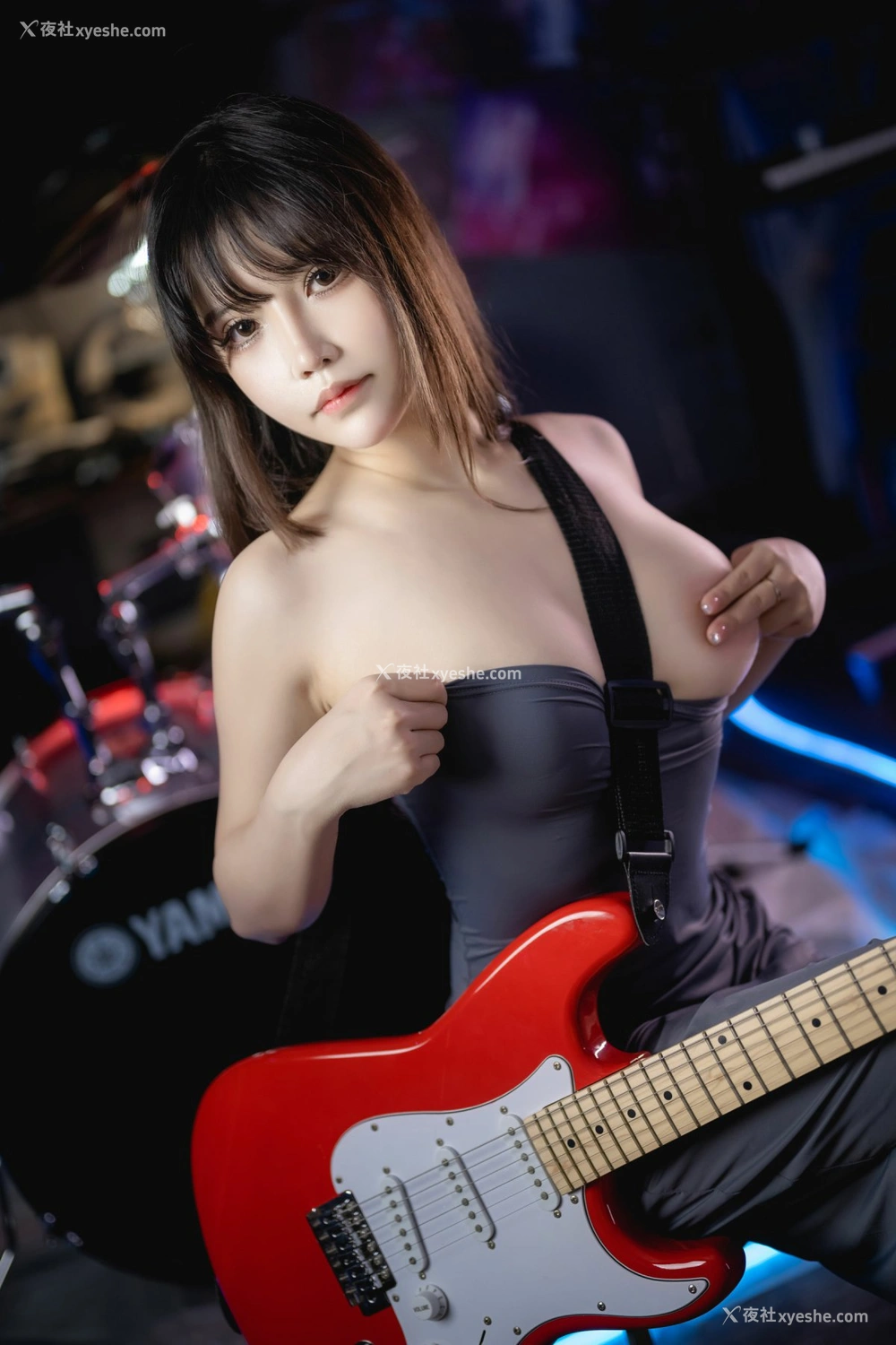1P - 抱走莫子aa – 吉他妹妹