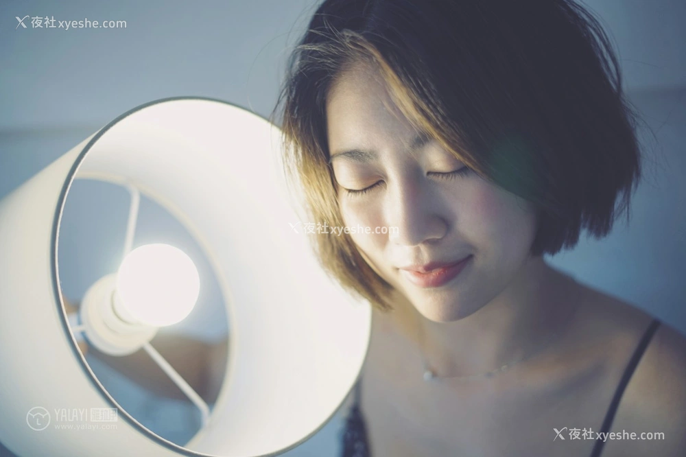 1P - [YALAYI雅拉伊] No.087 灯暖衣轻 肖萧