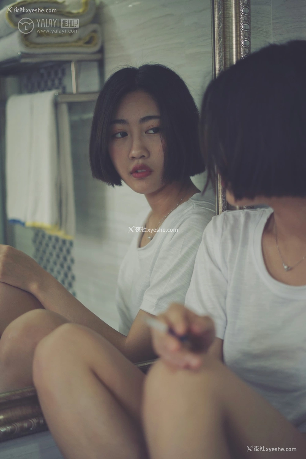 1P - [YALAYI雅拉伊] No.087 灯暖衣轻 肖萧