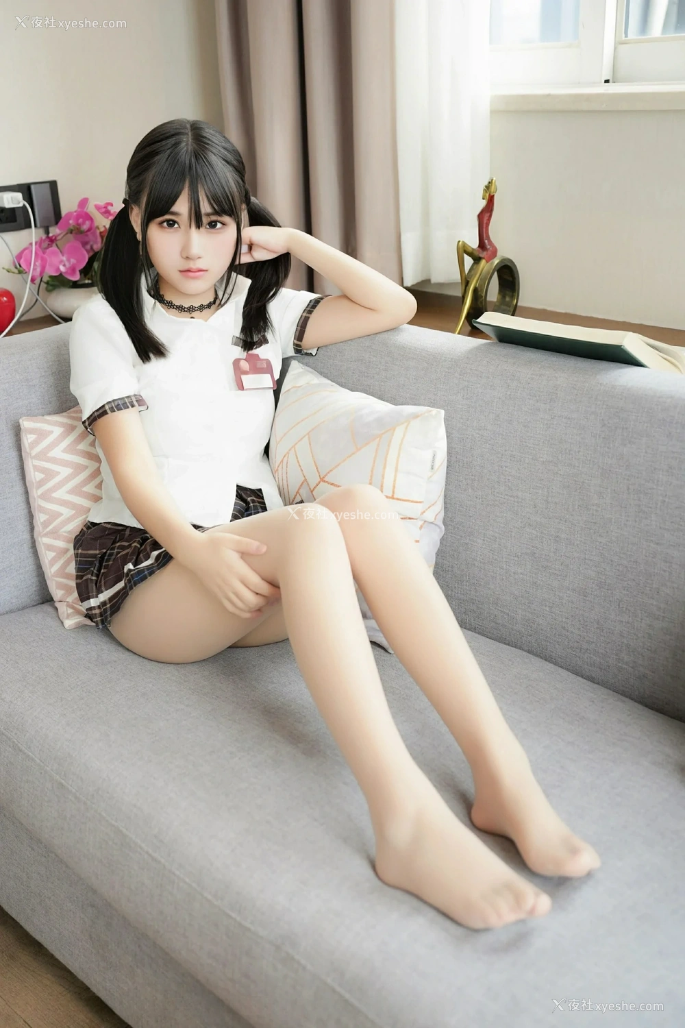 1P - [XiuRen秀人网] No.9573 姚若兮vay